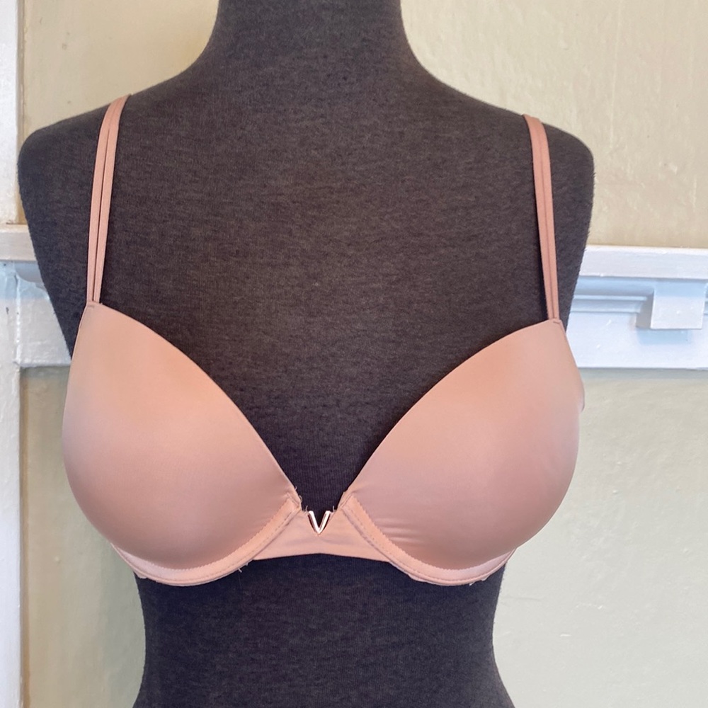Victoria’s Secret Push Up Bra 32D